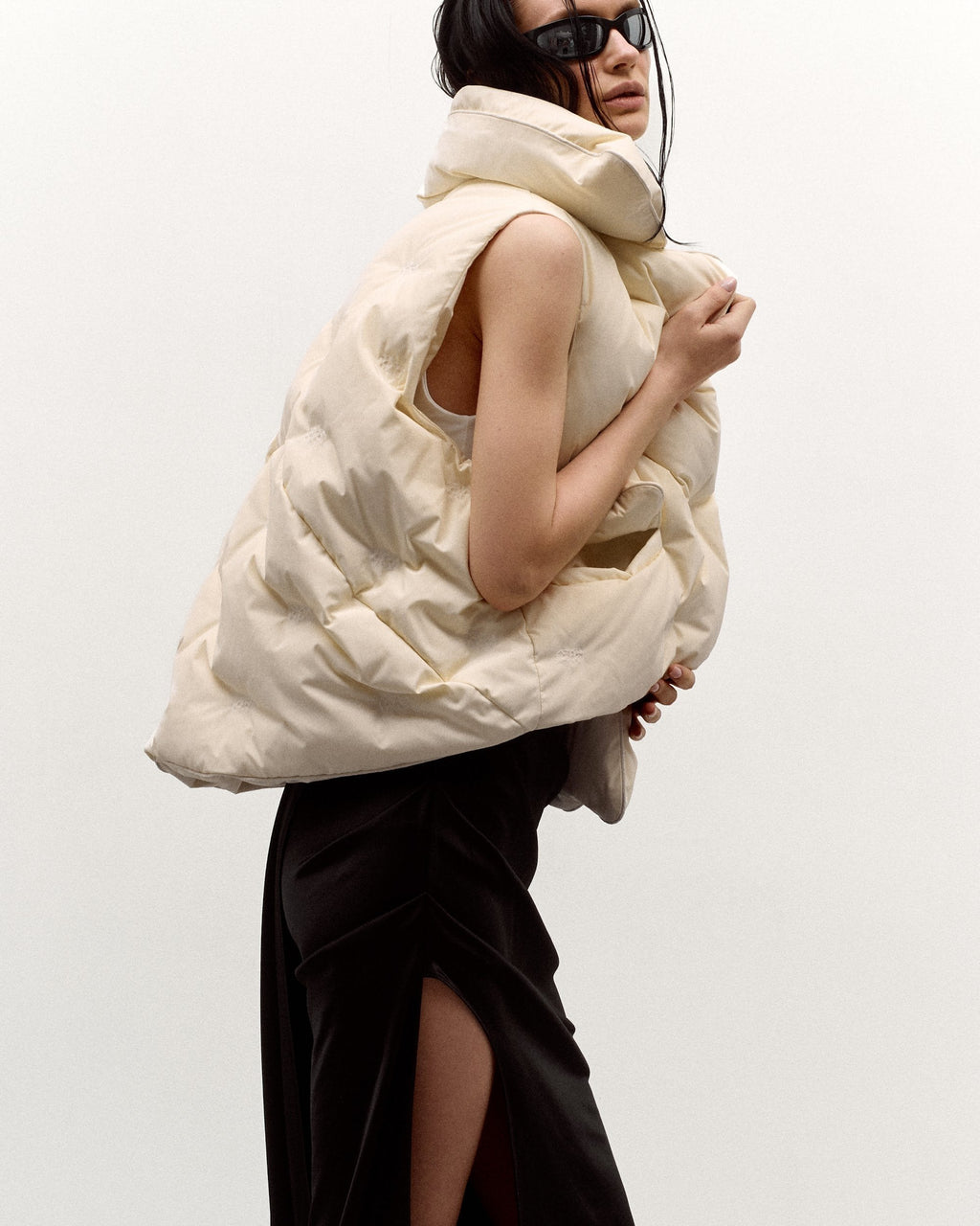 Пуховий жилет Pillow