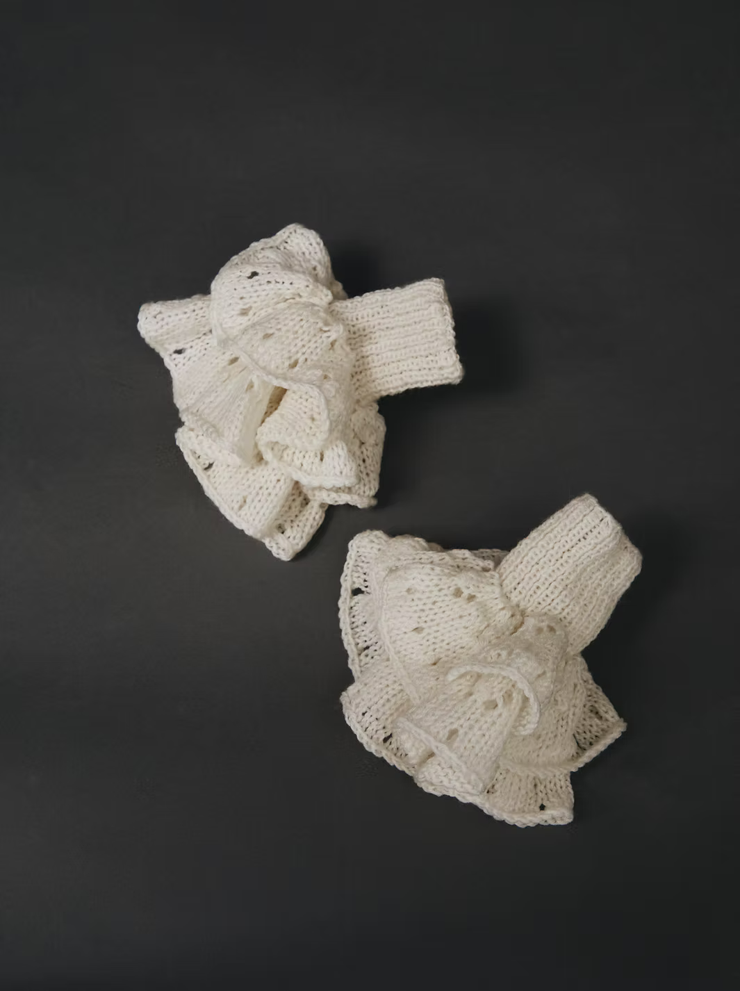 Handmade knitted sleeves "KNOT"