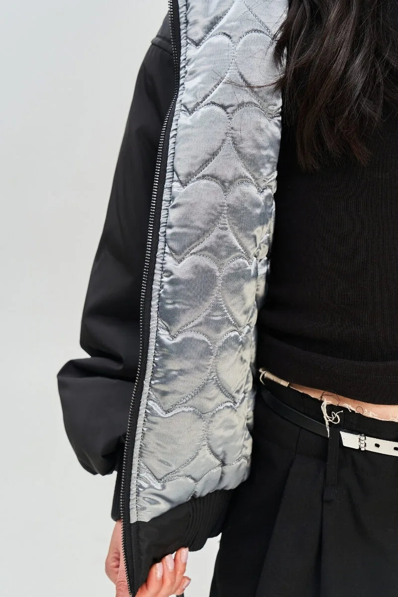 Куртка-бомбер з коміром стійкою