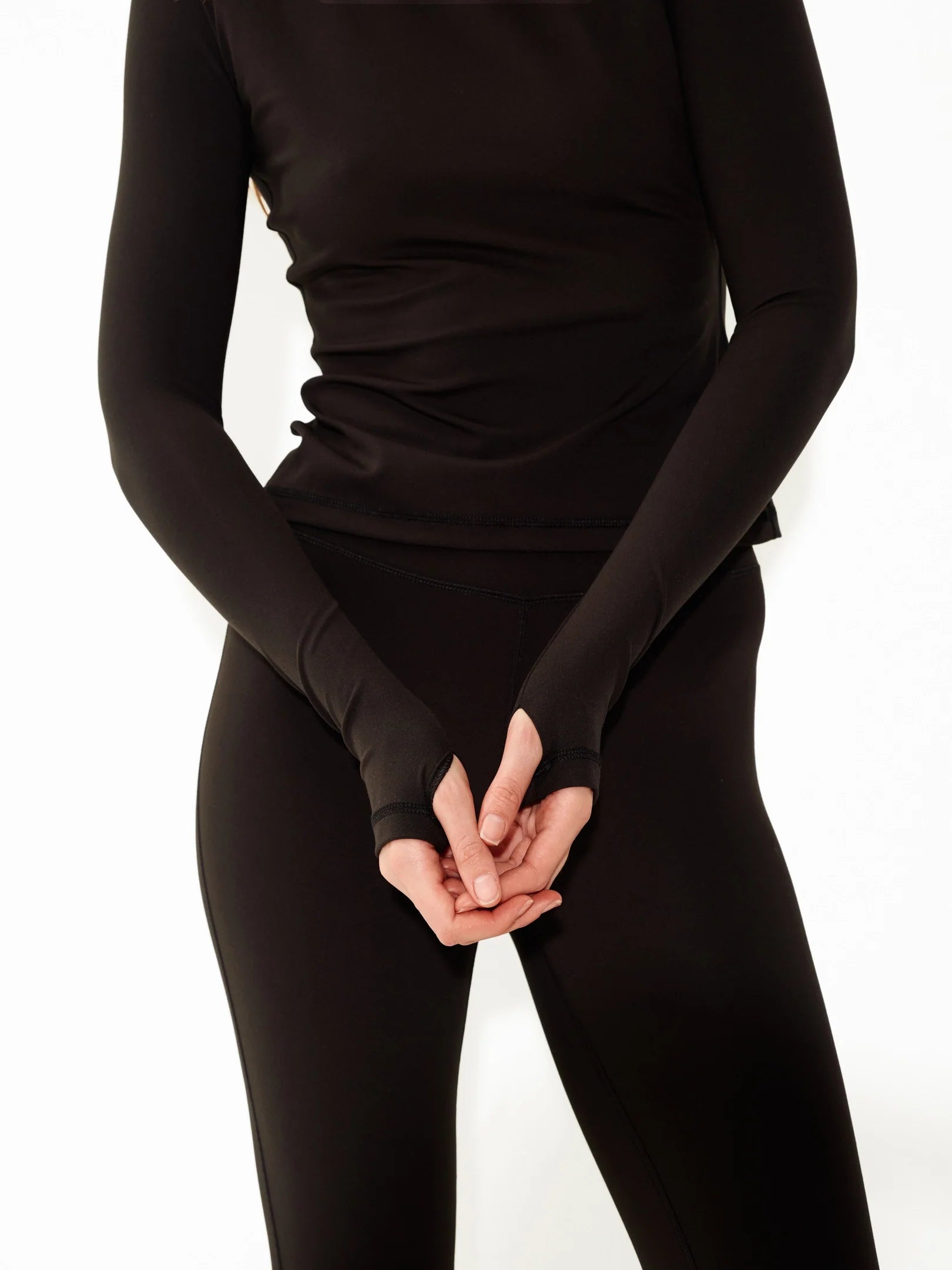 Чорний лонгслів GLORY