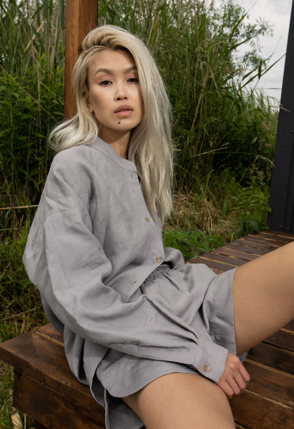 Лляний костюм з шортами LINE