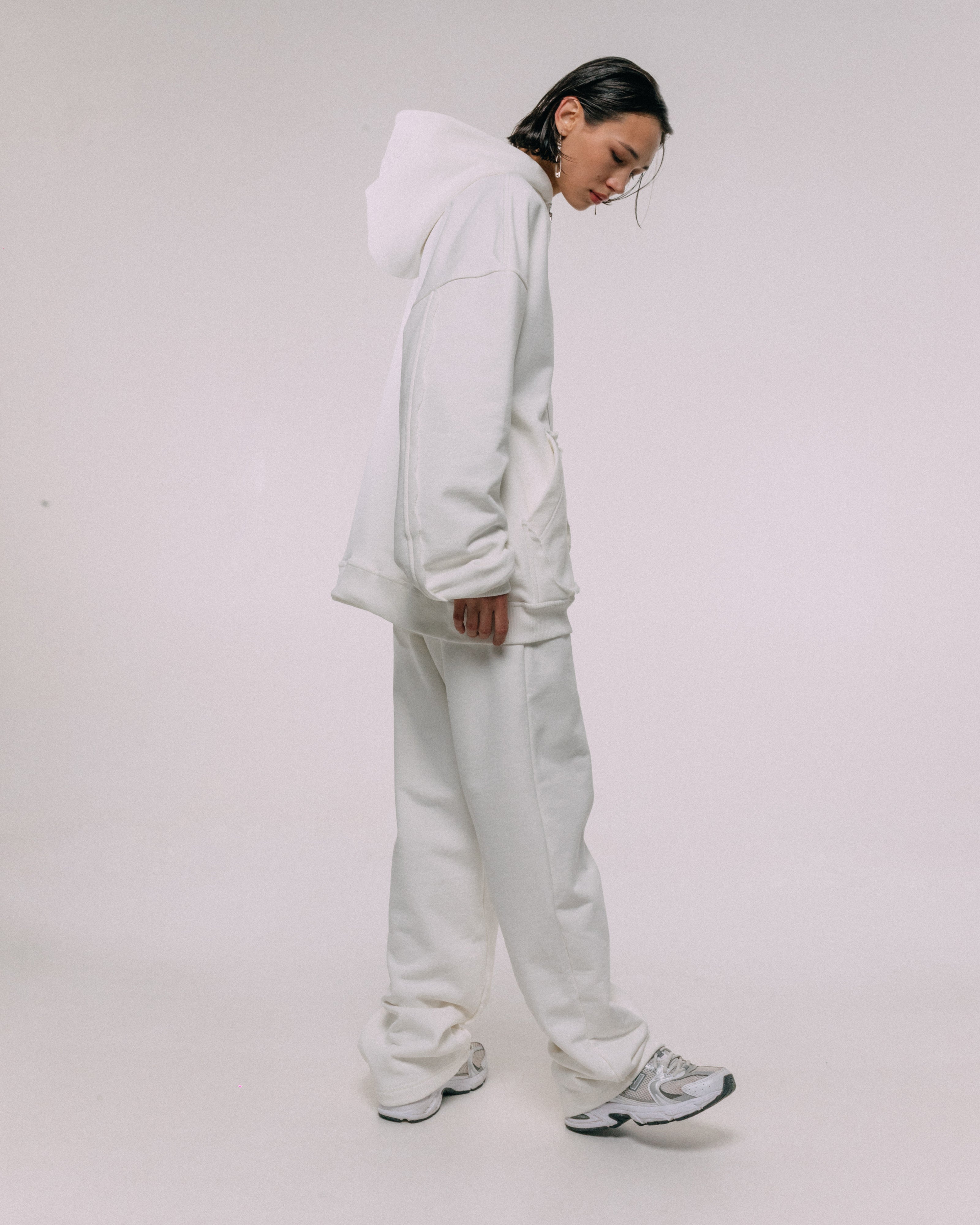 Костюм ESSENTIAL білий