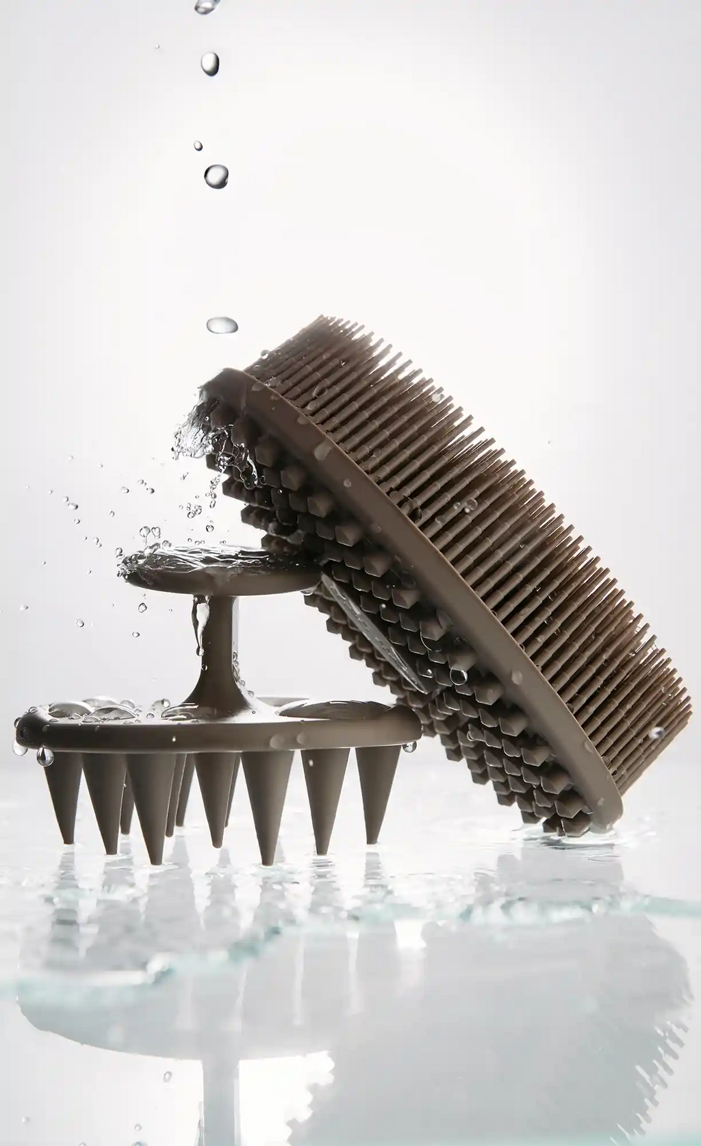 SOFT SCRUB BRUSH щітка для шкіри голови
