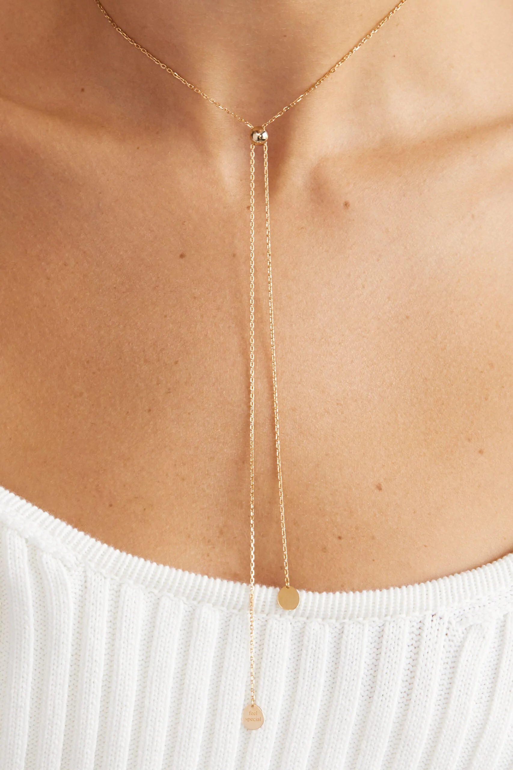Necklace-tie, balls