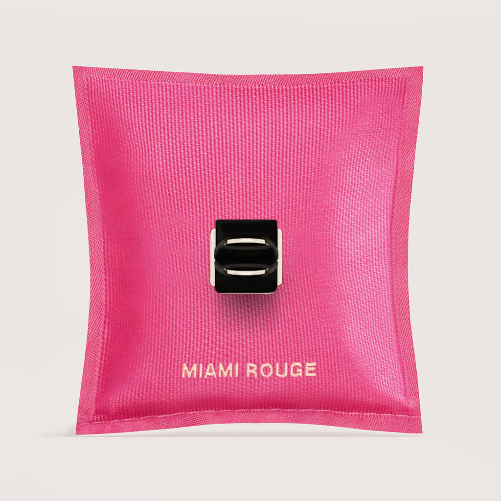Автомобільне аромасаше Miami Rouge