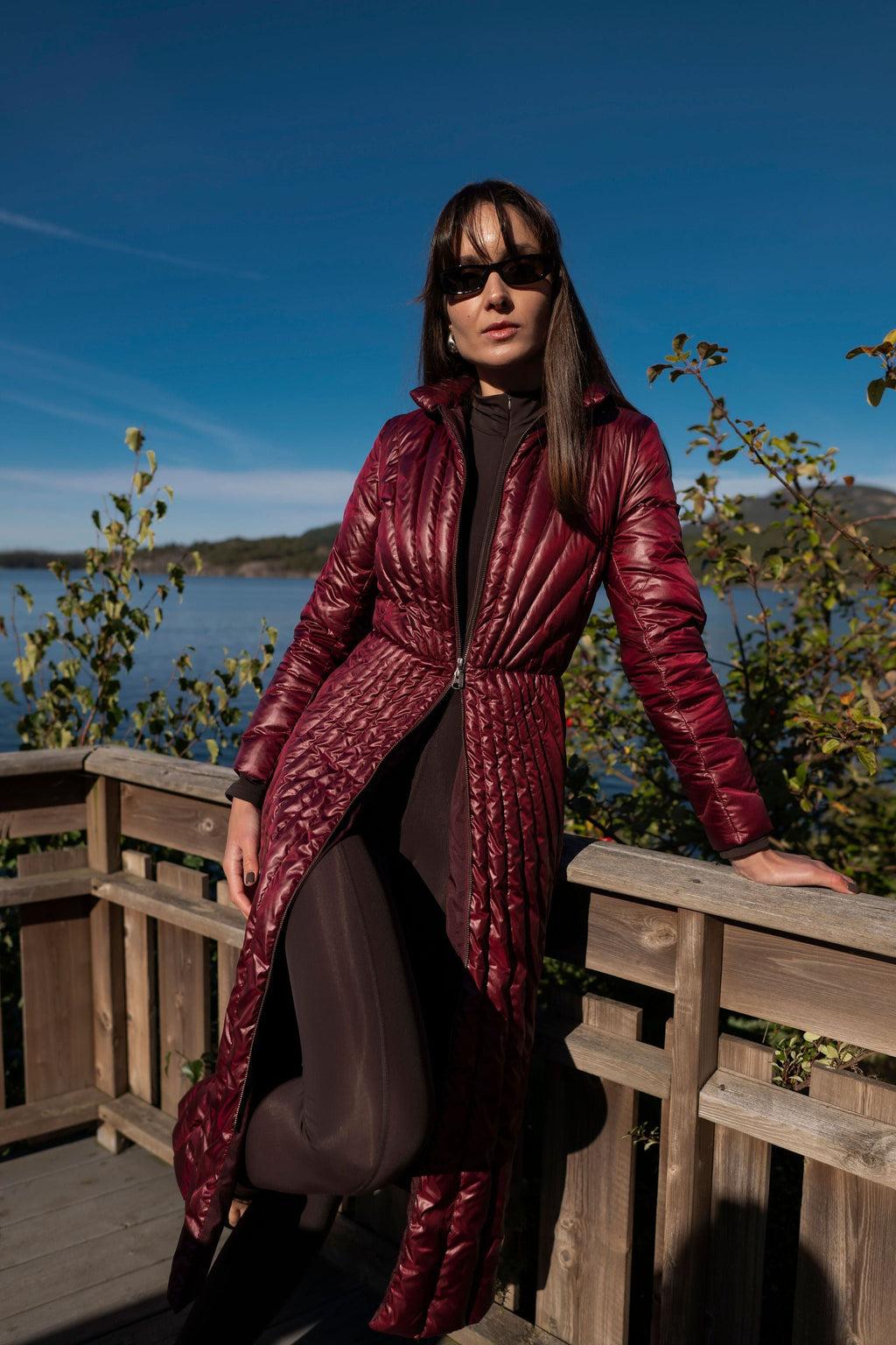 Cукня-пуховик бургунді