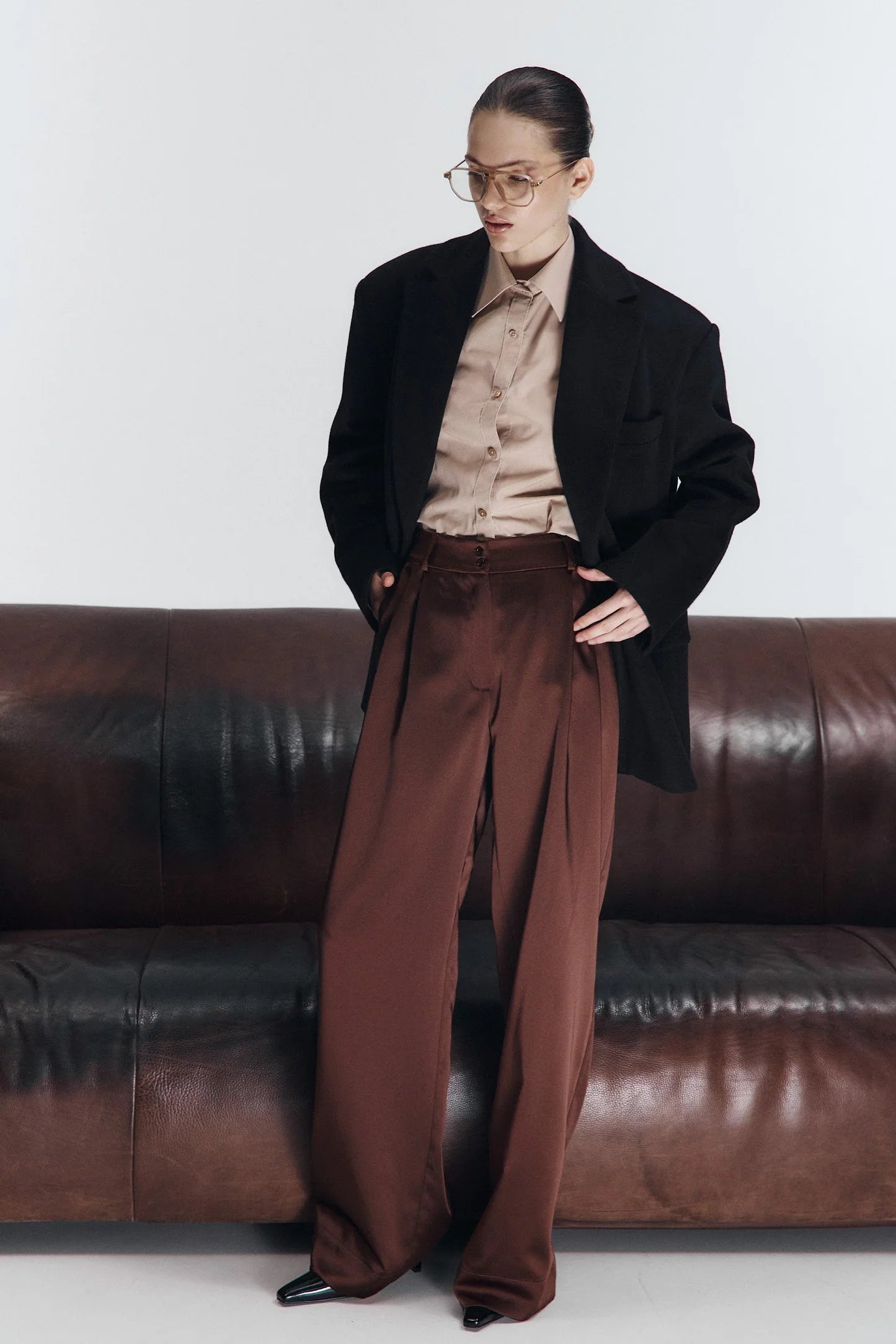 Брюки атласні