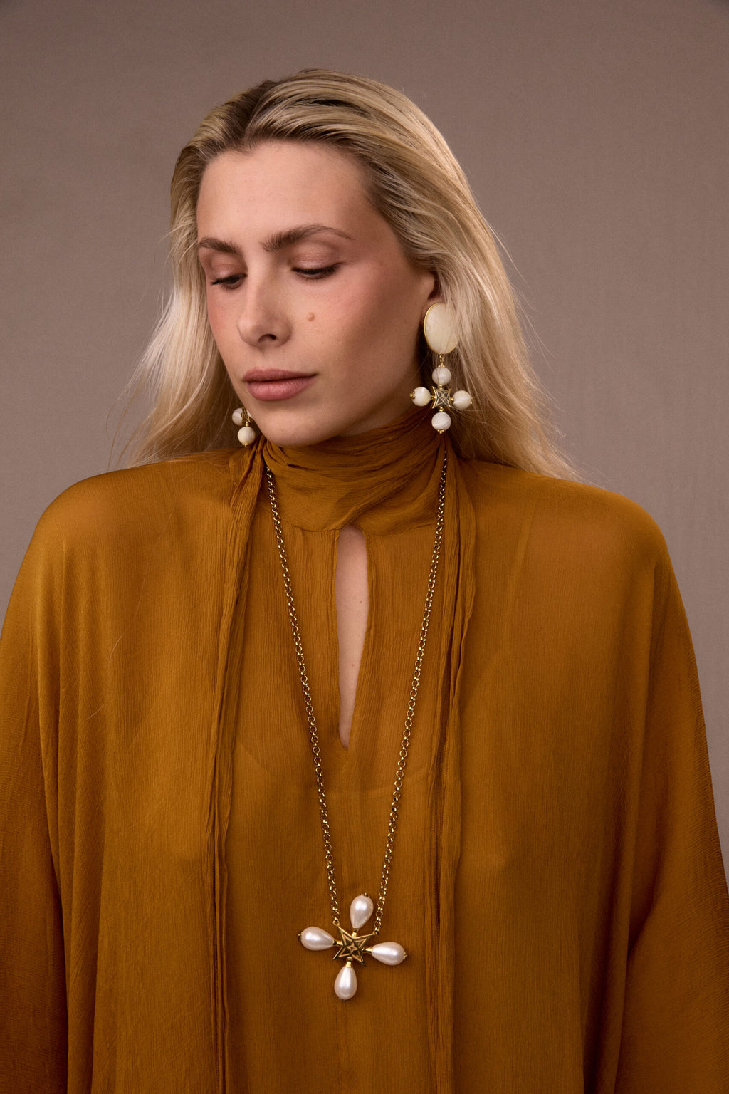 "DESERT ROSE" CLIP EARRINGS - фото 33
