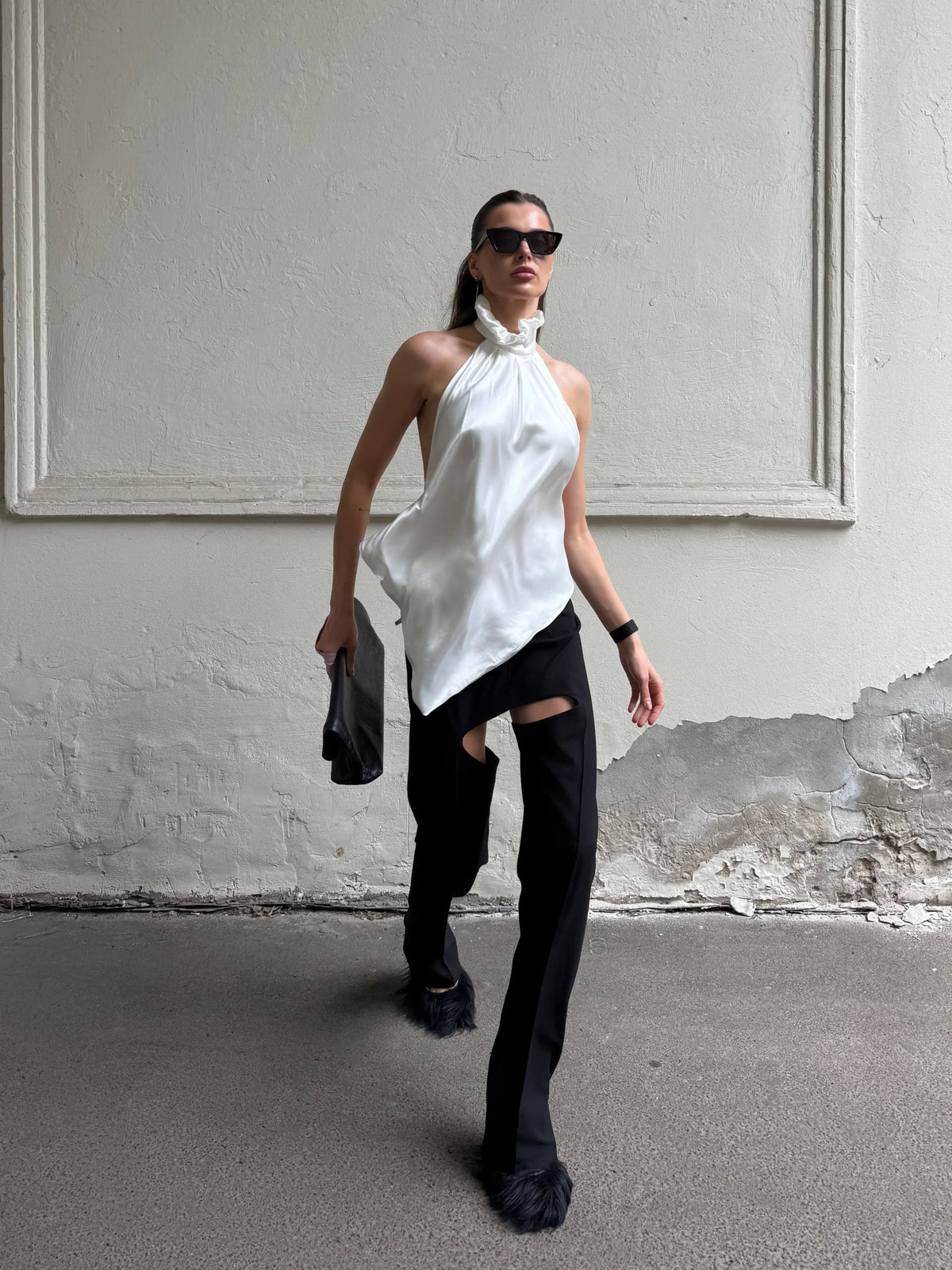 Cut-Out Trousers - фото 7