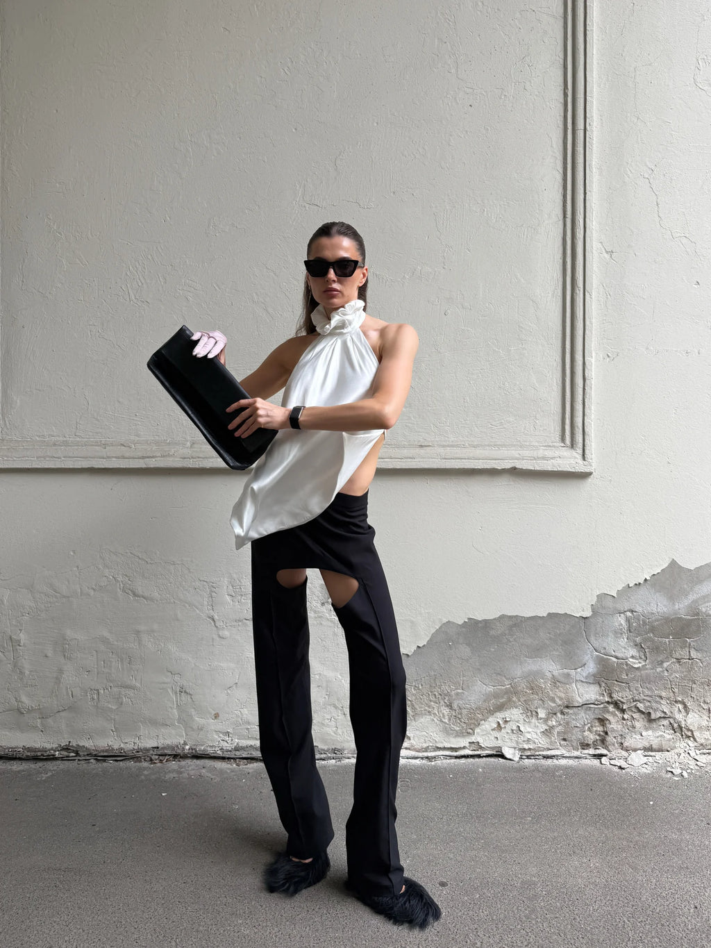 Cut-Out Trousers - фото 8