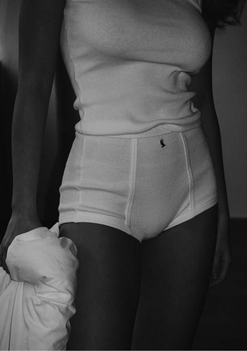 IVORY RIBBED BOXER SHORTS
