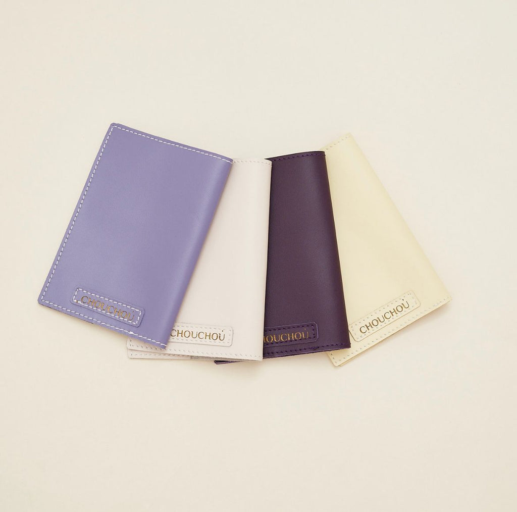 CHOUCHOU leather passport cover for dog red
