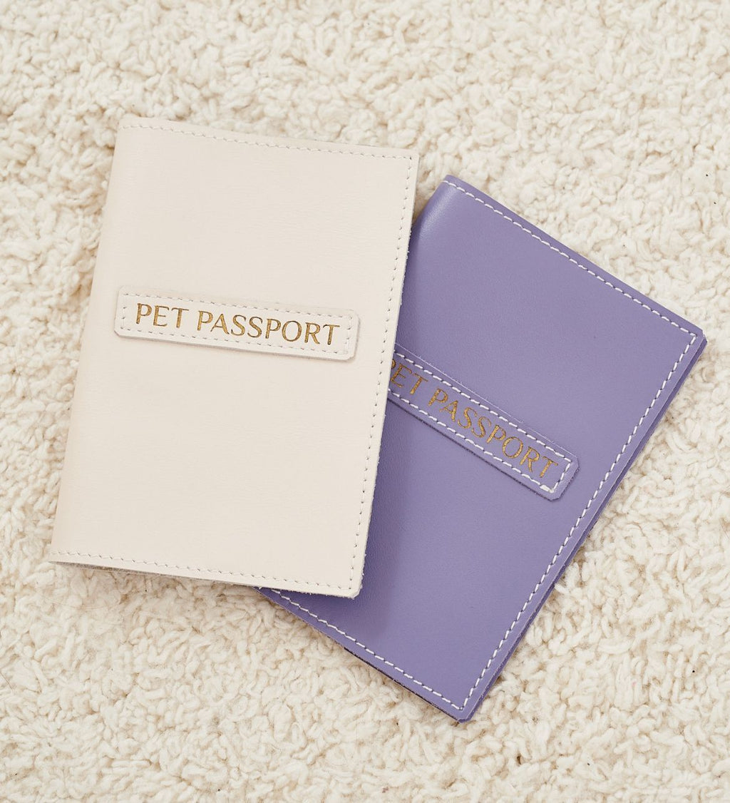 CHOUCHOU leather passport cover for dog red