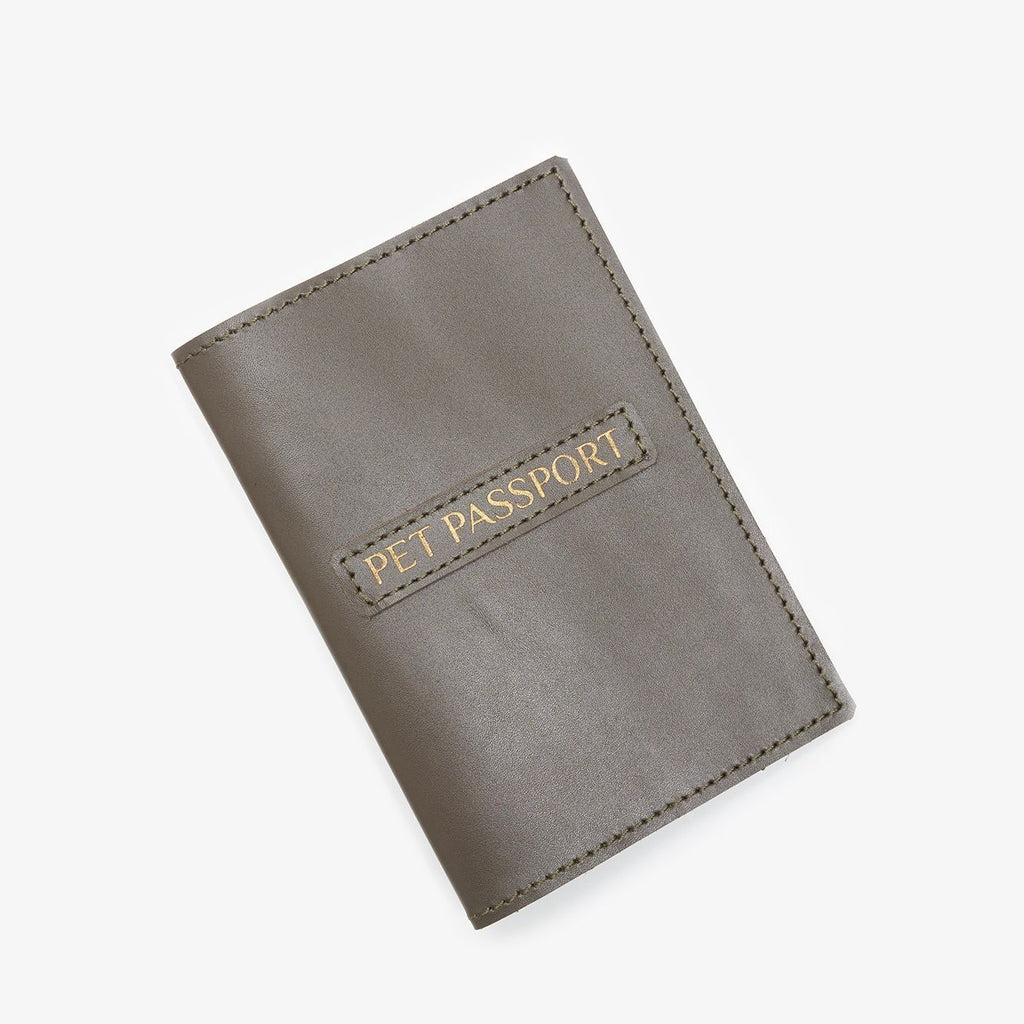 CHOUCHOU leather passport cover for dog red