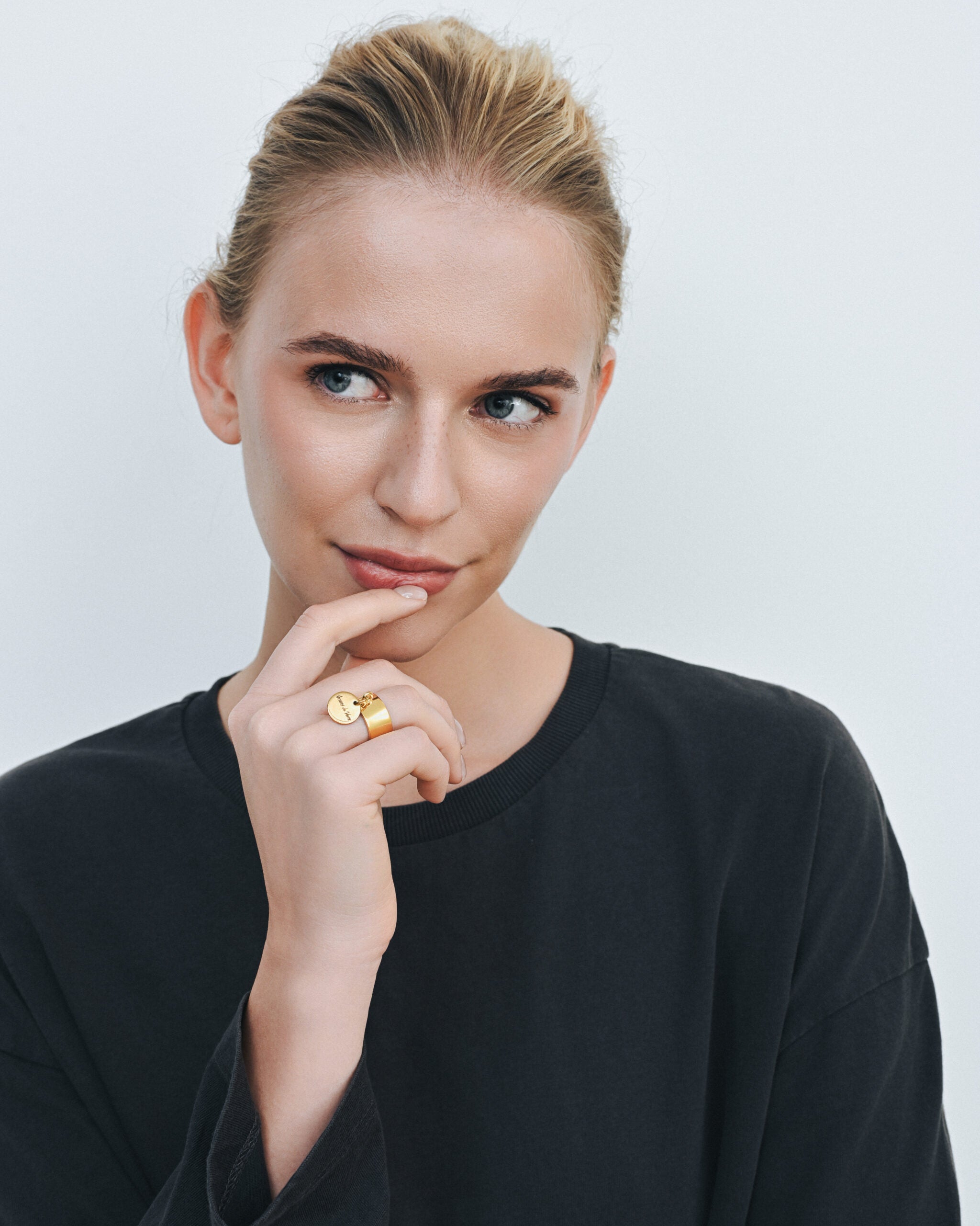 "LOGO" RING