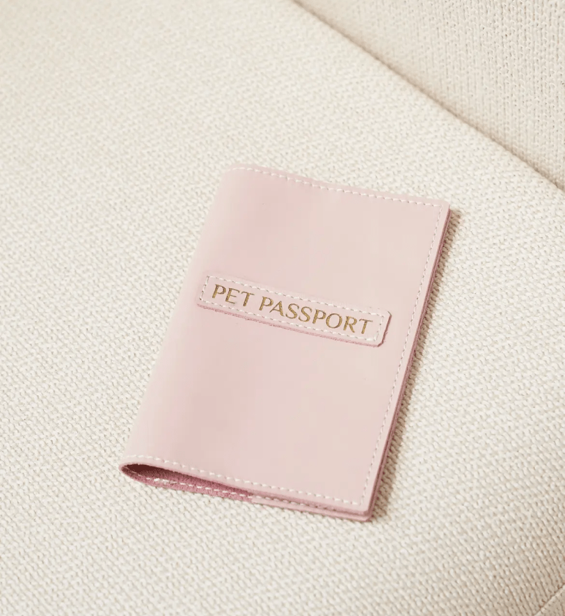 Обкладинка для ветпаспорта CHOUCHOU шкіряна для собаки рожева