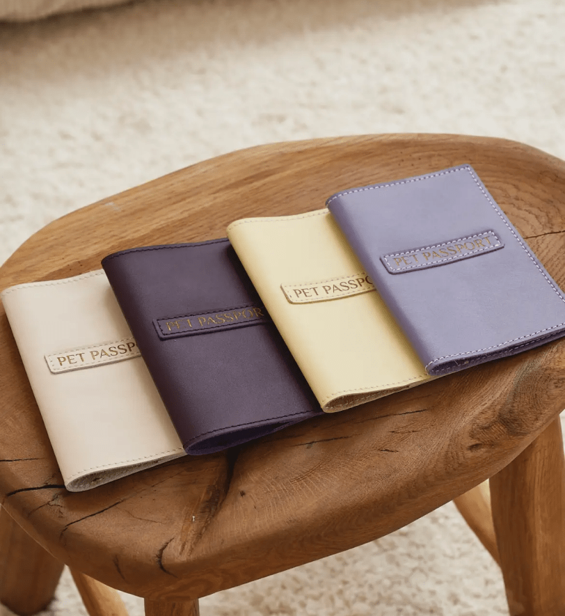 Обкладинка для ветпаспорта CHOUCHOU шкіряна для собаки фіолетова
