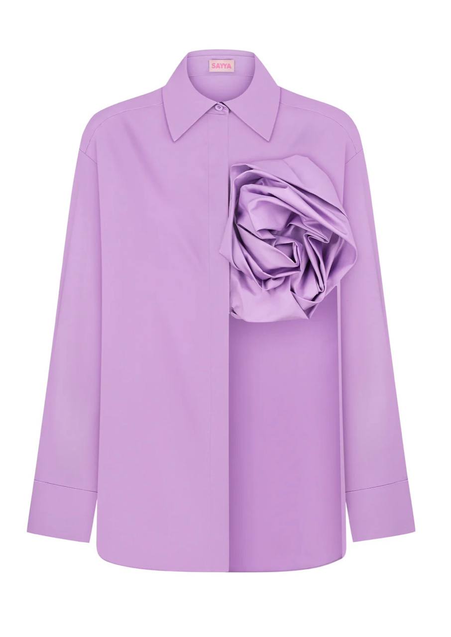 Shirt with a flower