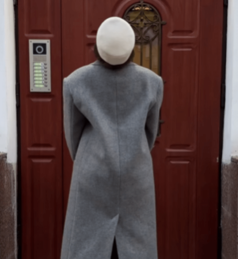 Капелюх-таблетка HOOPS white