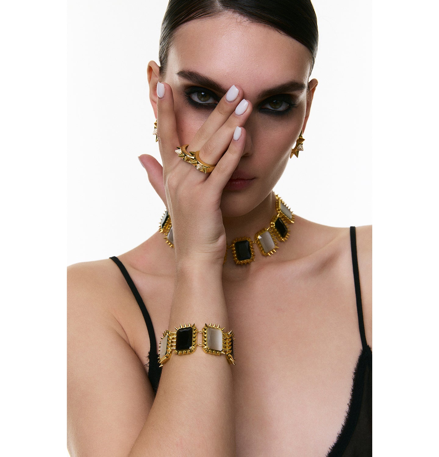 “THE THORN” RING GOLDEN