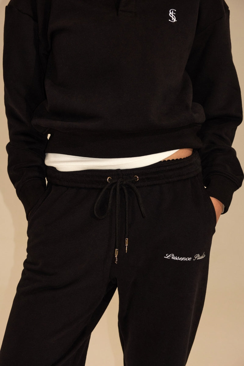 SIGNATURE LOGO EMBROIDERED CREWNECK