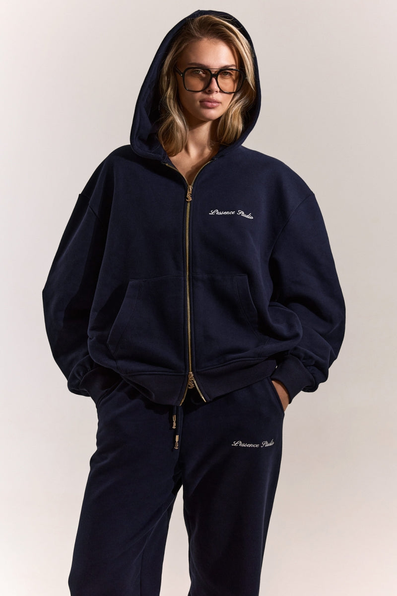 SIGNATURE LOGO EMBROIDERED ZIP HOODIE