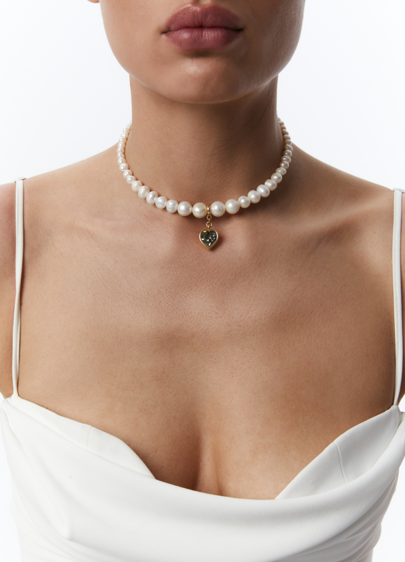 PEARLS CHOKER WITH HEART - фото 43