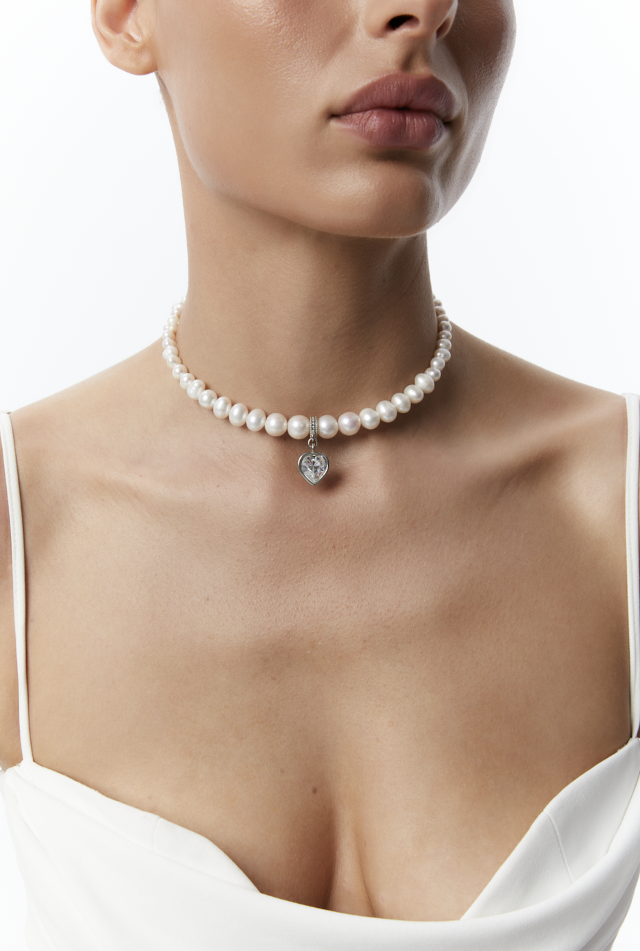 PEARLS CHOKER WITH HEART - фото 10