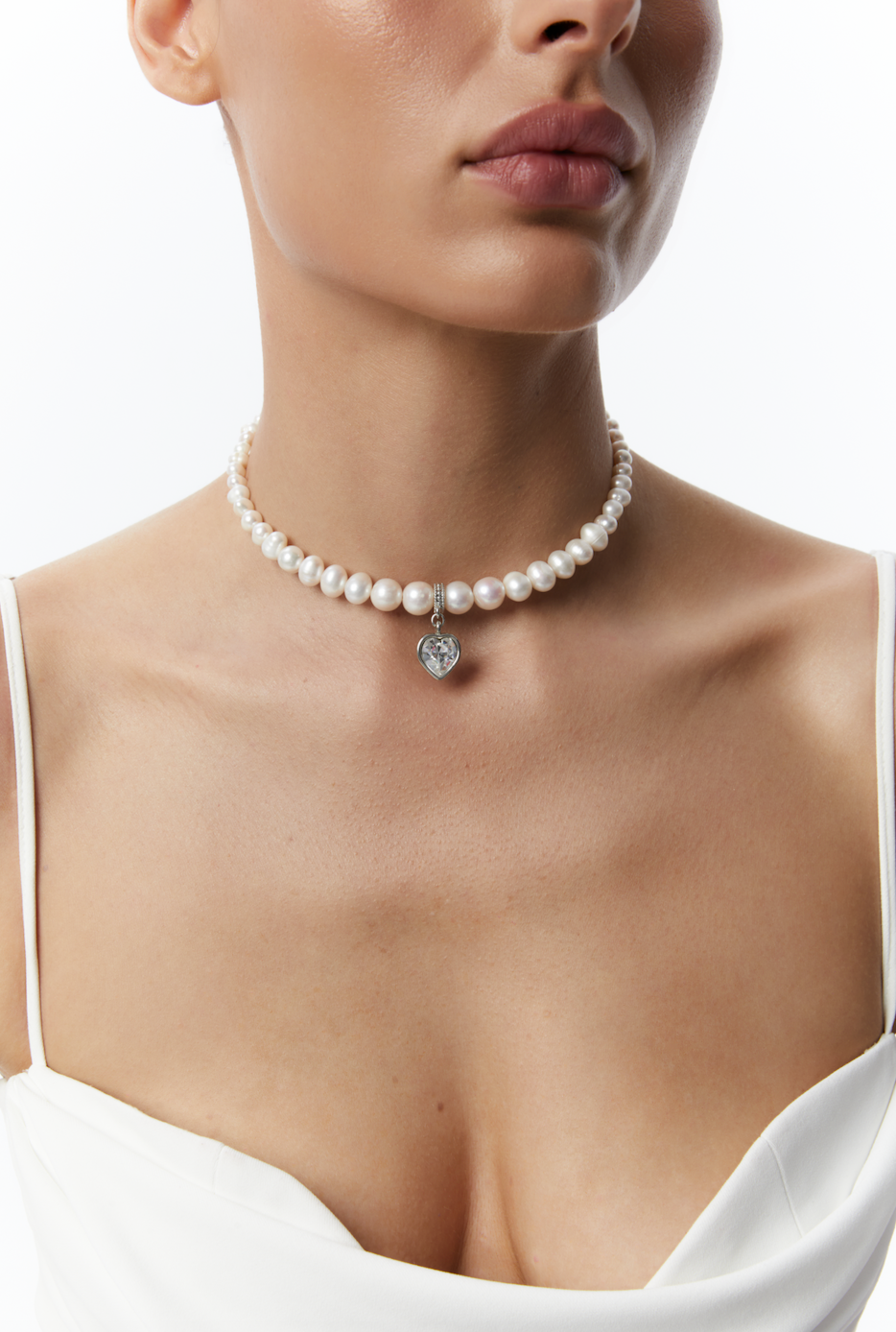 PEARLS CHOKER WITH HEART - фото 10