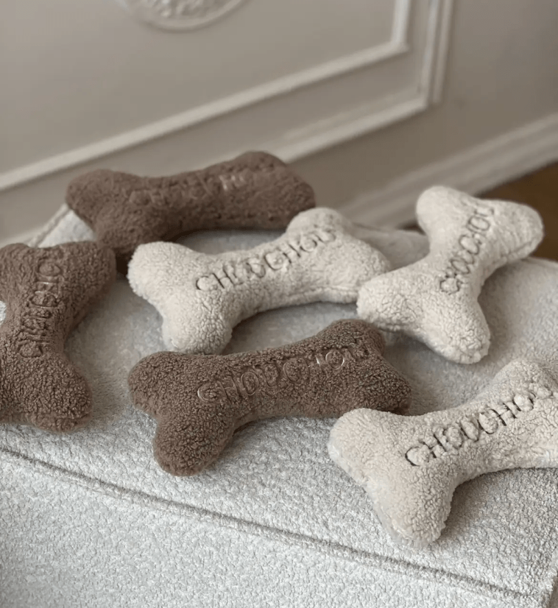 Іграшка CHOUCHOU м'яка для собак Кісточка "Teddy Collection" тауп