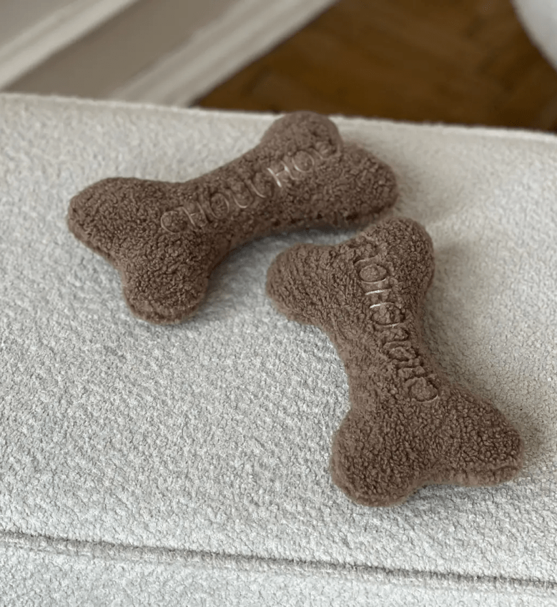 Іграшка CHOUCHOU м'яка для собак Кісточка "Teddy Collection" тауп
