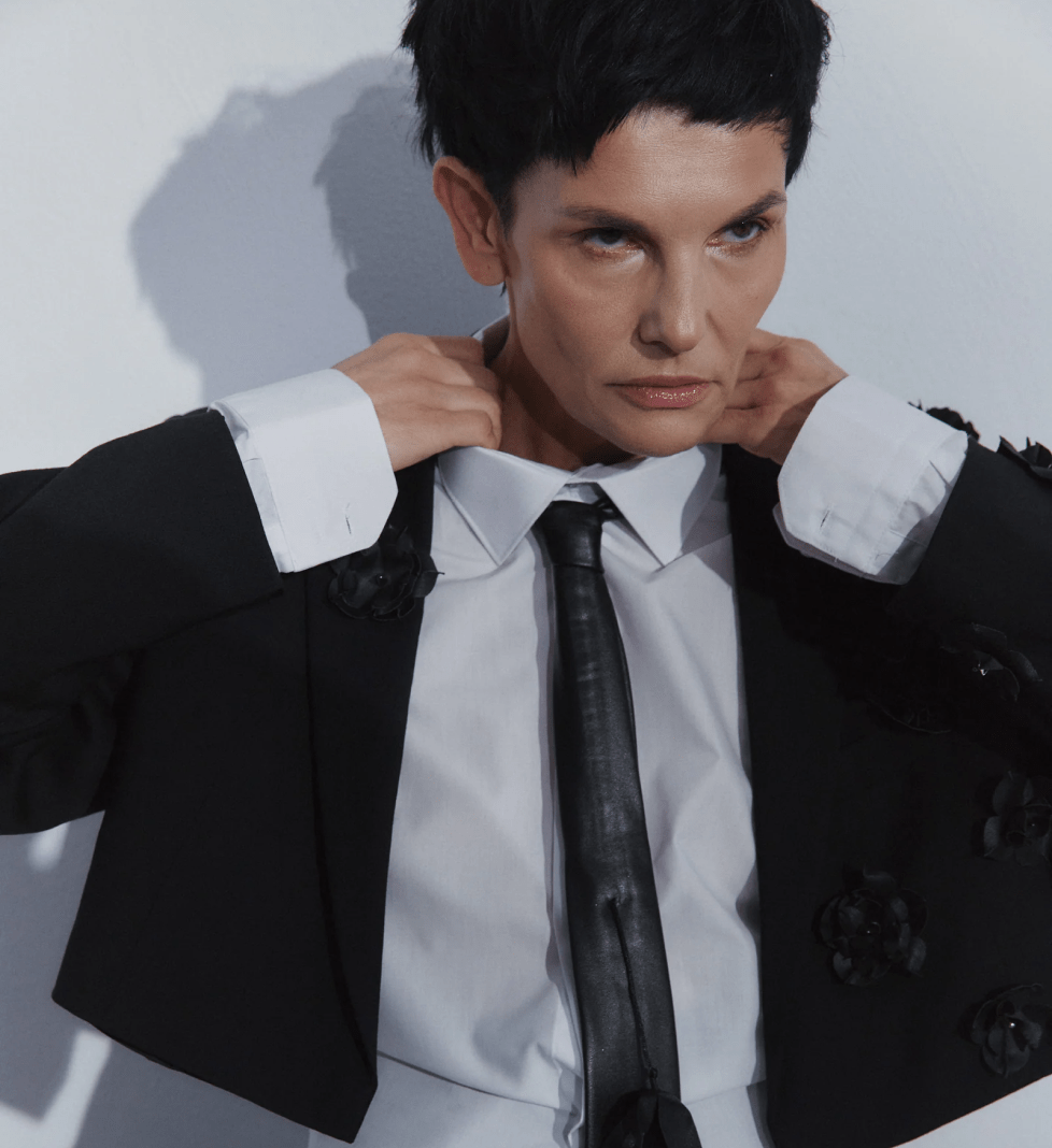 Краватка OMELIA з пірсингом 07B