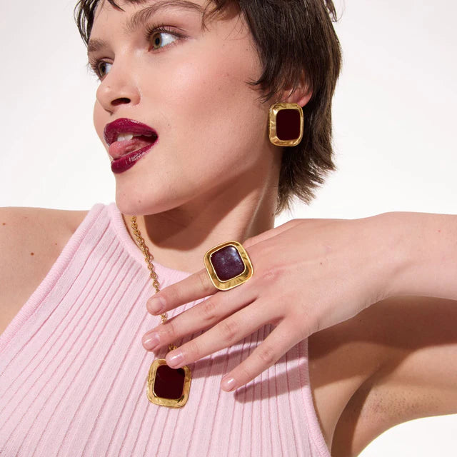 Ring burgundy